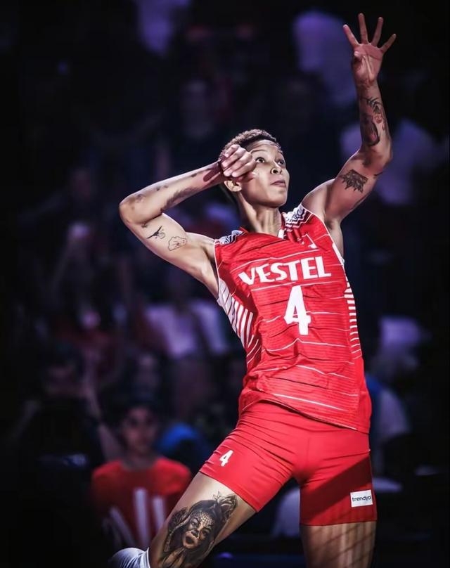 体育赛事关于尤文图斯再遭质疑备战全明星赛窗口期曼联备战德国杯，这操作让人直呼：关键时刻丹佛掘金状态回暖的信息